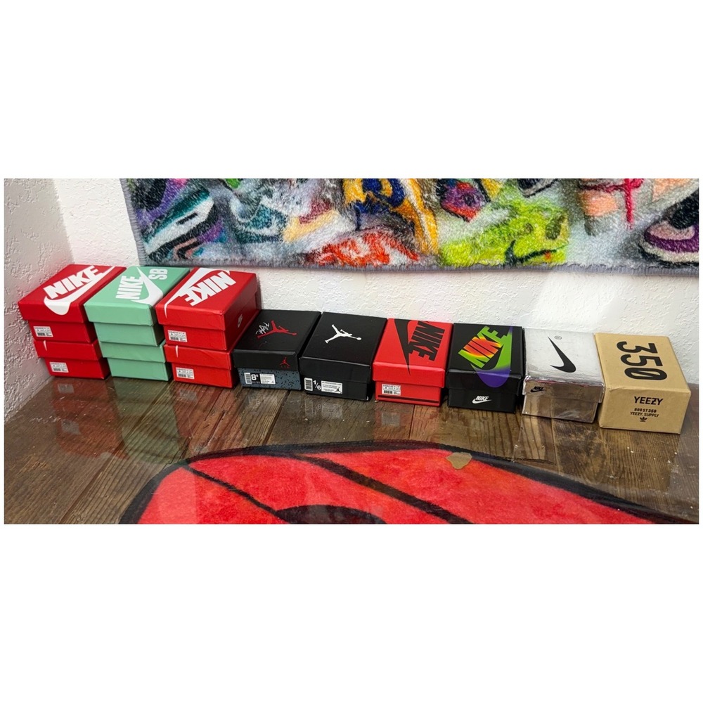Miniature 1/6 Scale Sneaker Box Lot Nike Jordan Yeezy Diorama Accessories 12pc